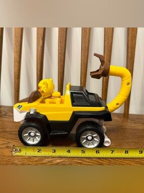 PAW Patrol Cat Pack Leo Transforming Deluxe Vehicle & Figure - Spin Master